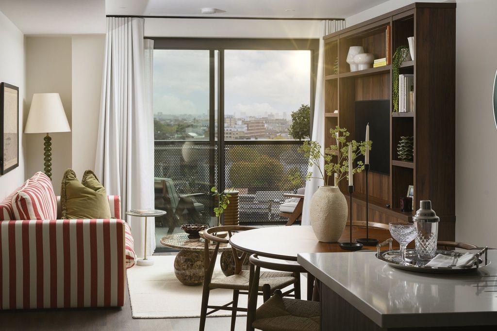 Property photo 1 of 23 One Bedroom Homes At Regents View, E2