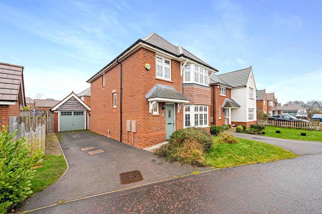 Property photo 1 of 26