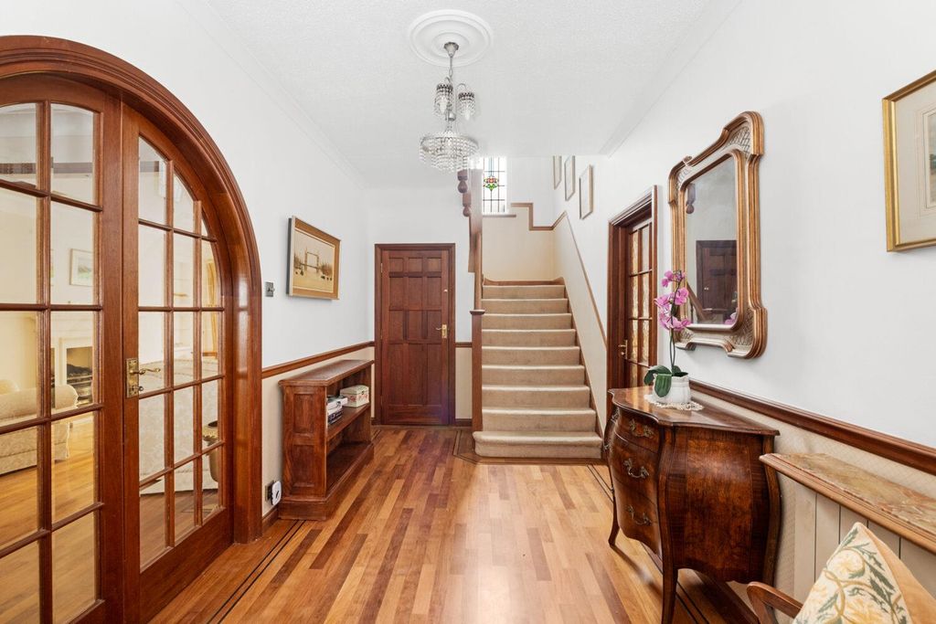 Property photo 2 of 10 5.Jpg