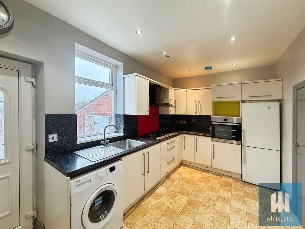 Property photo 2 of 14 Picture No. 10