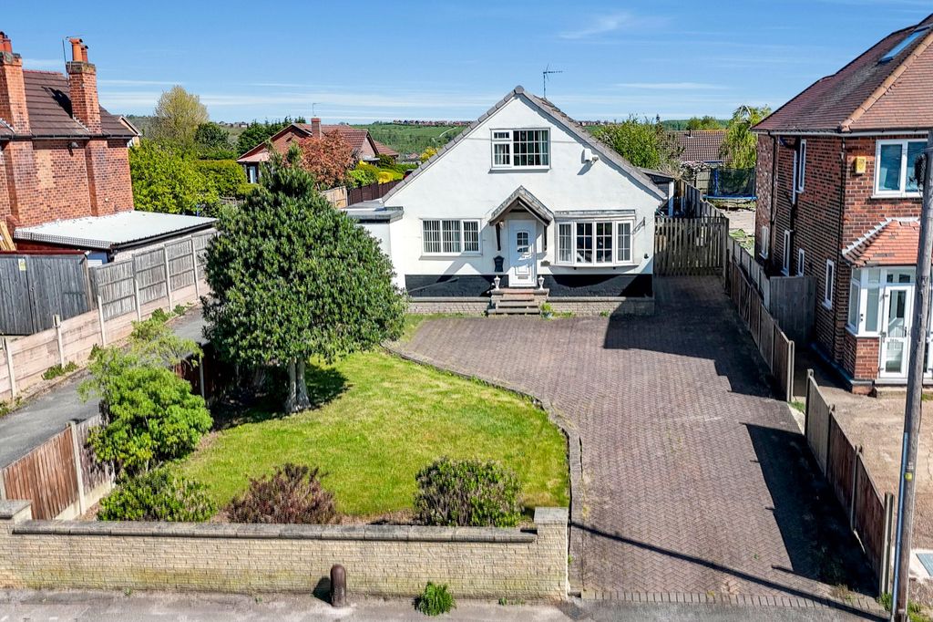Property photo 1 of 21