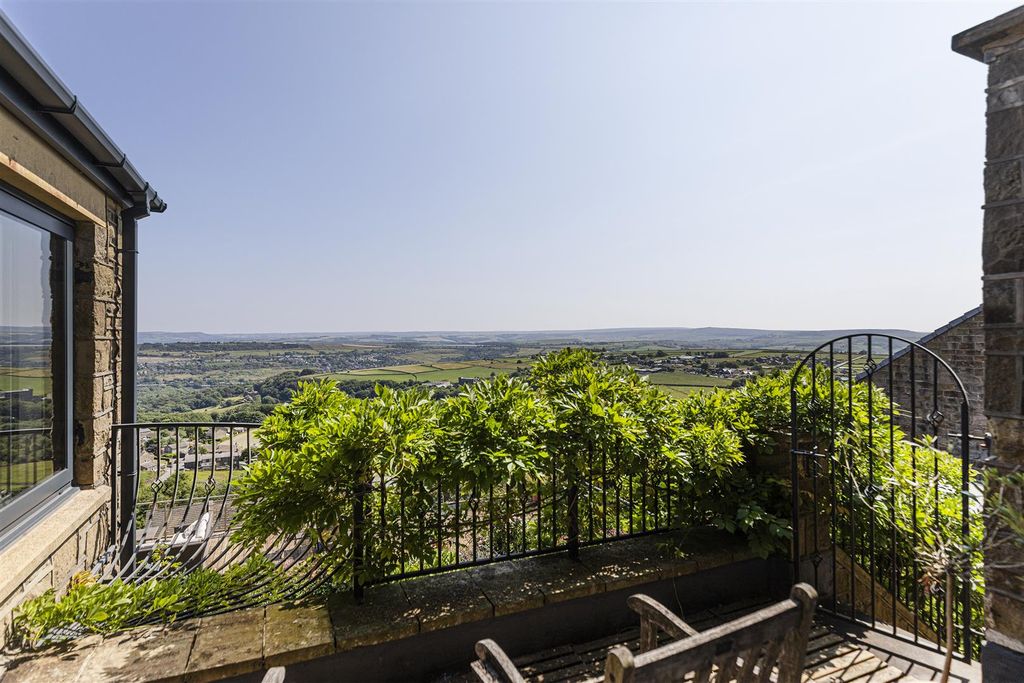 Additional image 33 of 5 bed detached house for salePike Law Lane, Golcar, Huddersfield HD7