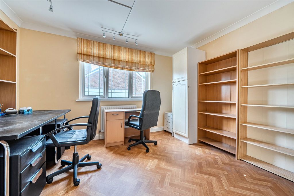 Additional image 25 of 3 bed flat for saleCulloden Road, Enfield EN2