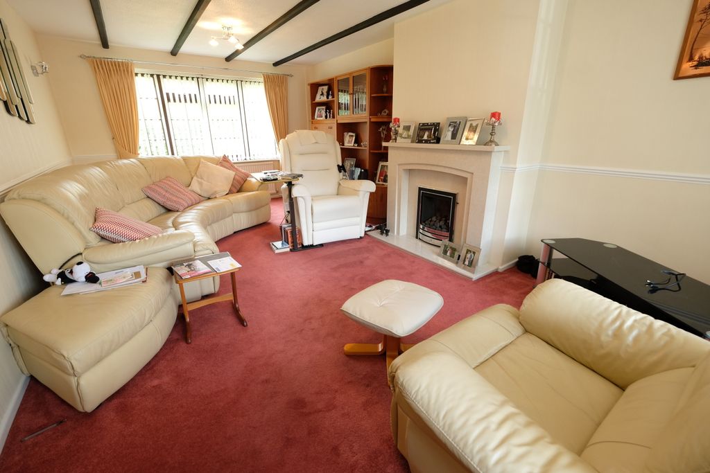 Property photo 2 of 13 Sitting Room