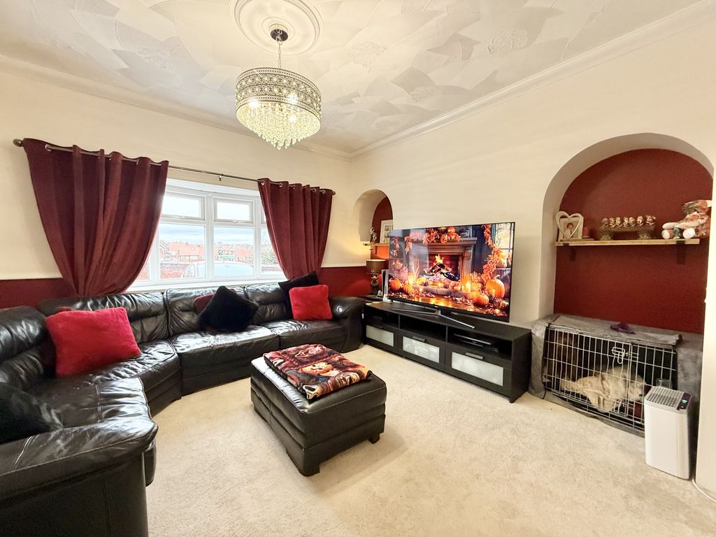 Property photo 3 of 17 Img_2329