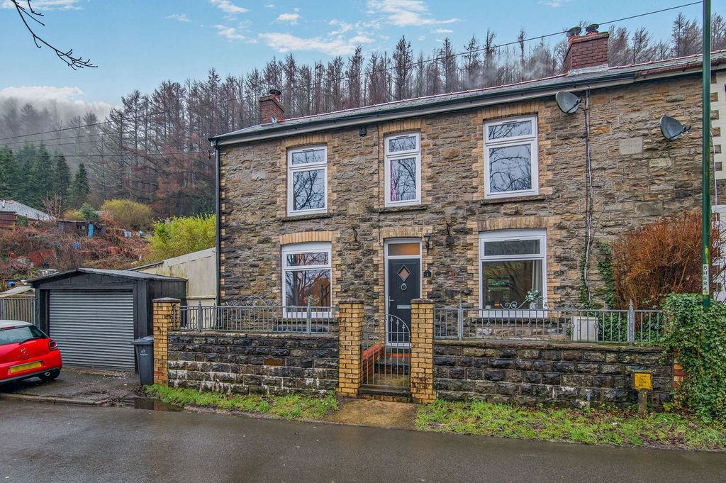 Property photo 1 of 30