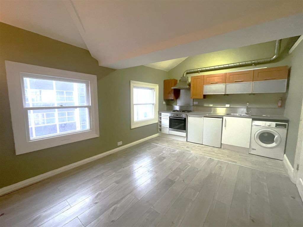 Property photo 2 of 12 Open Plan Living.Jpeg