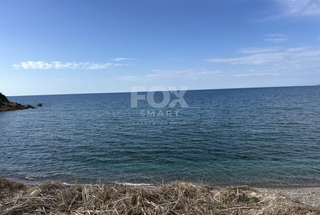 Property photo 1 of 15 Rare Beachfront Opportunity : Prime Plot With Plans For Two