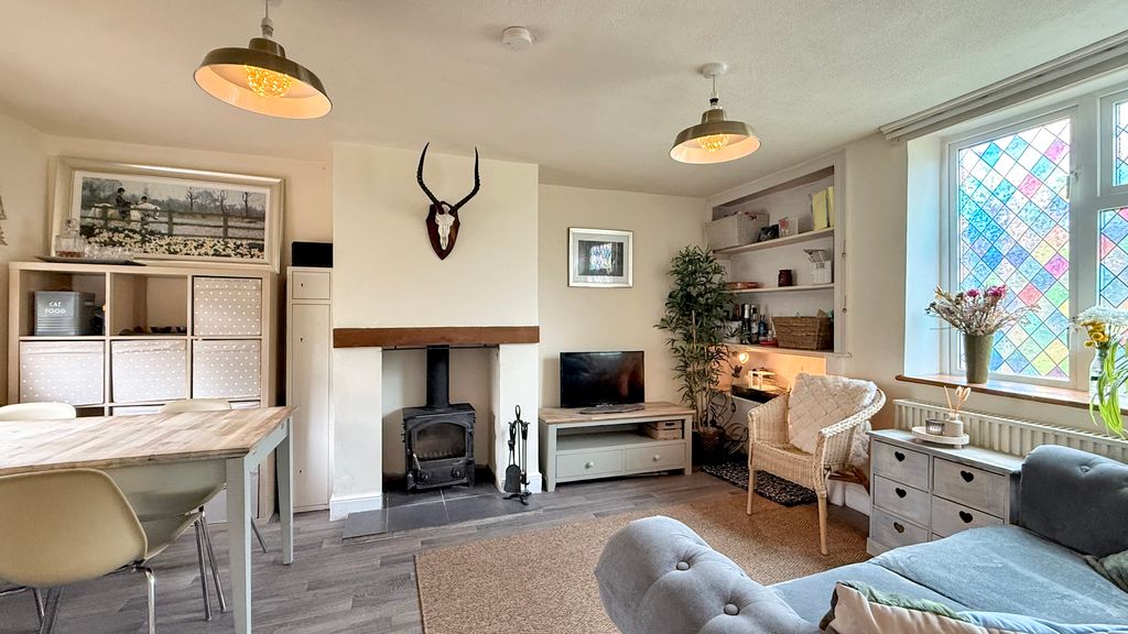 Property photo 3 of 12 Lounge/Dining Room