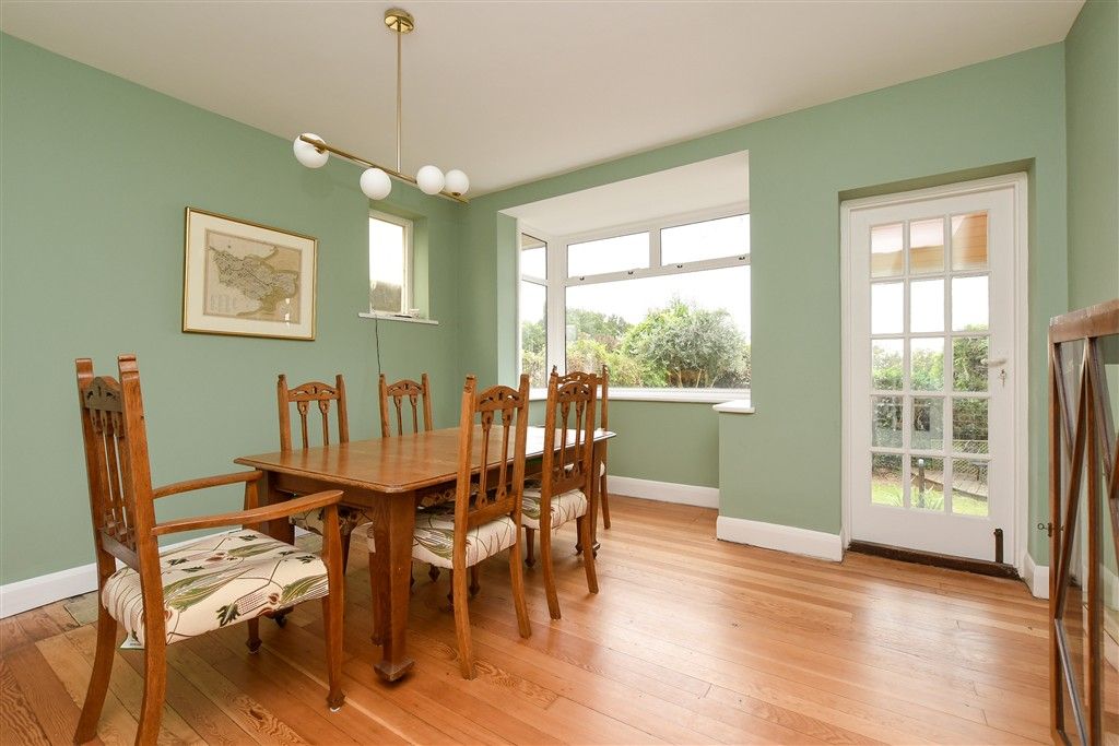 Property photo 3 of 16 Dining Room