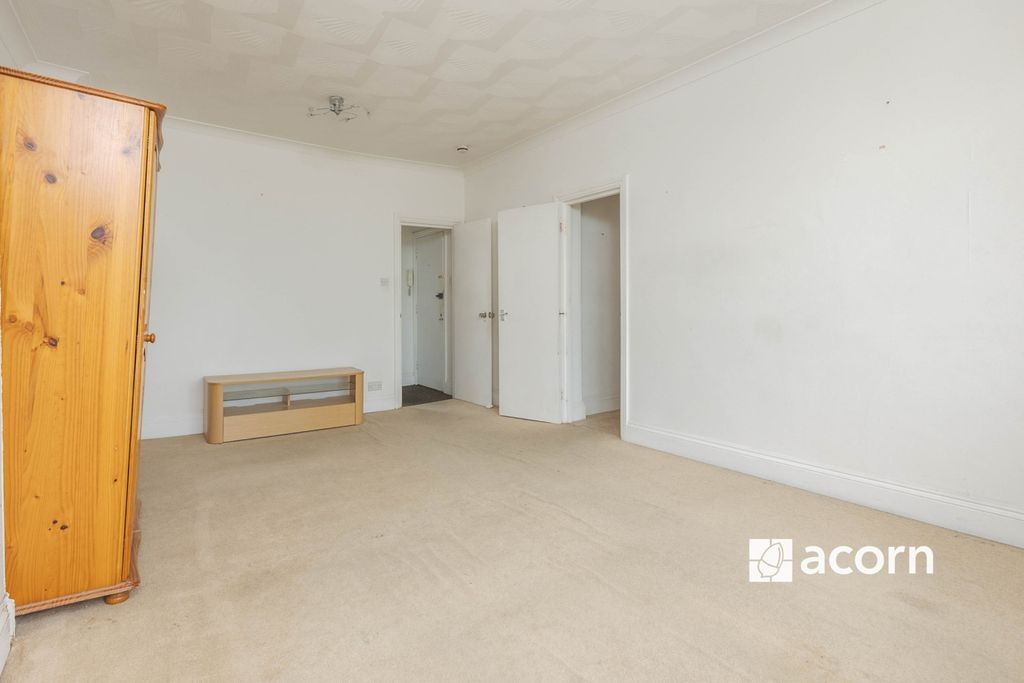 Property photo 2 of 8 Bedroom