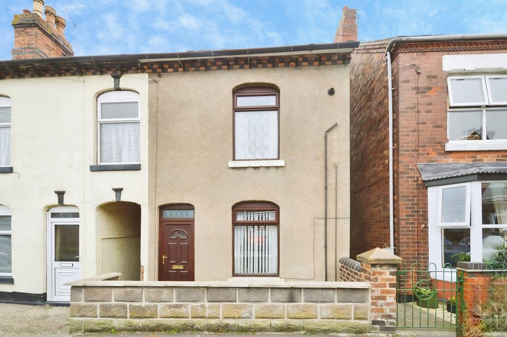 Property photo 1 of 16 Front