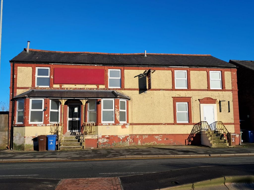 Property photo 1 of 8