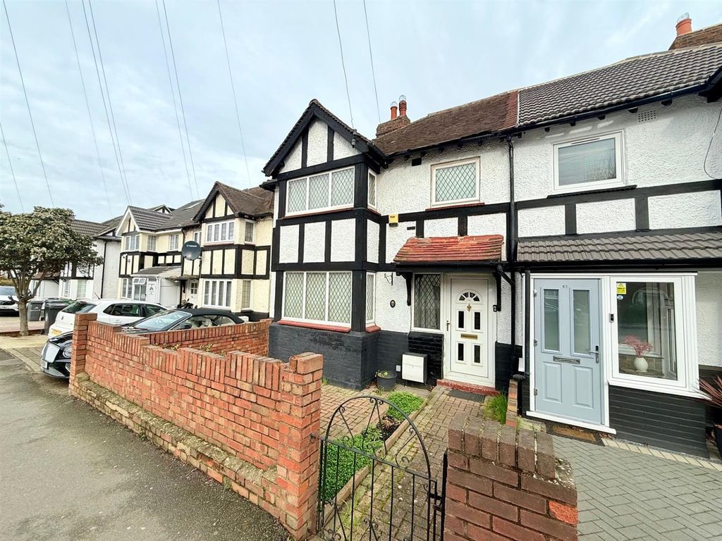 Property photo 1 of 12 Fea0d854-192B-408d-Bf05-1B105E0Bc2F7.Jpg