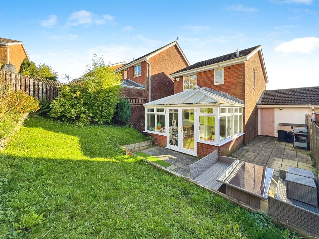 Property photo 2 of 24