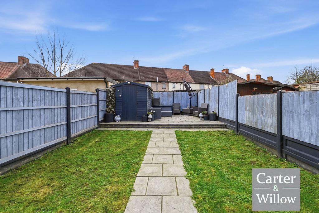 Property photo 3 of 15