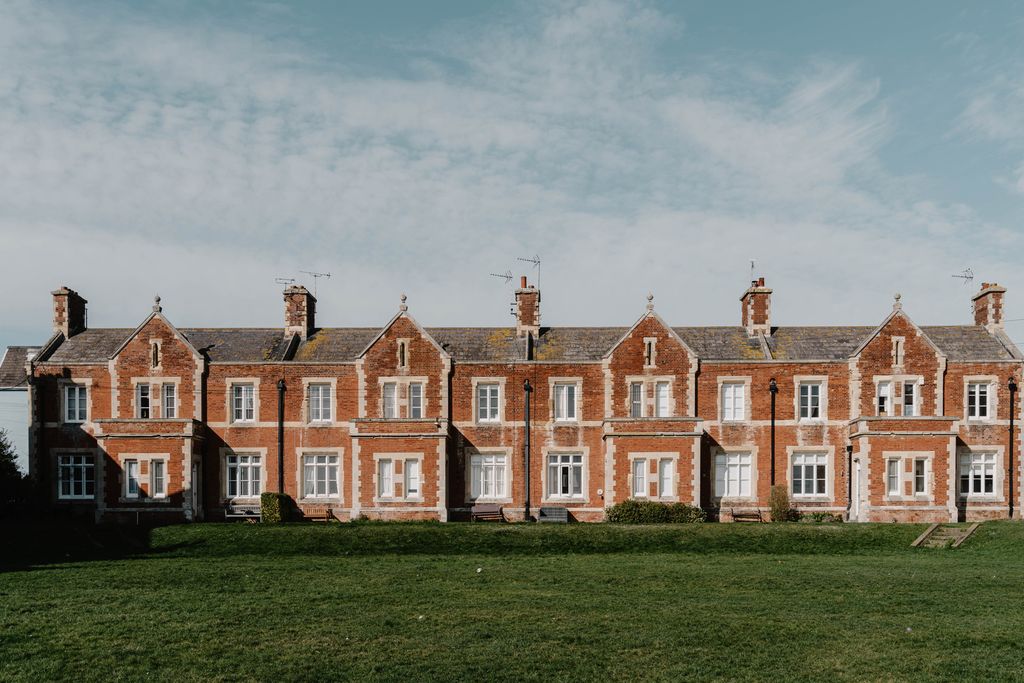 Property photo 1 of 27 330573 - Victoria Parade_High Res-10.Jpg