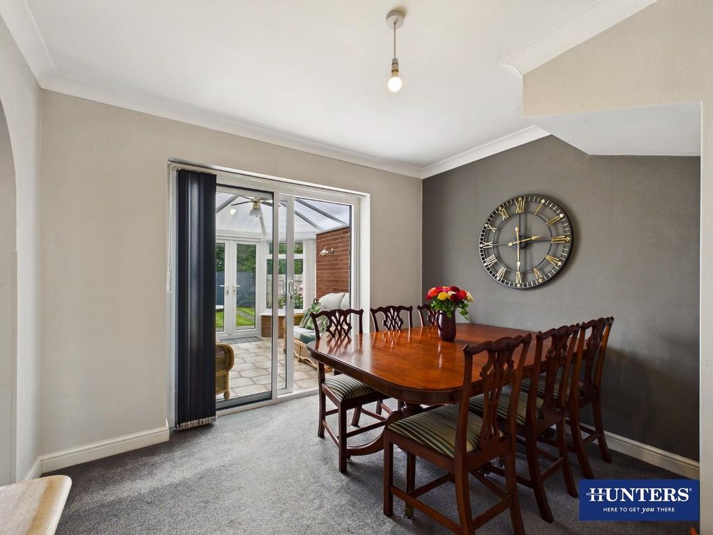 Property photo 3 of 20 Dining Room