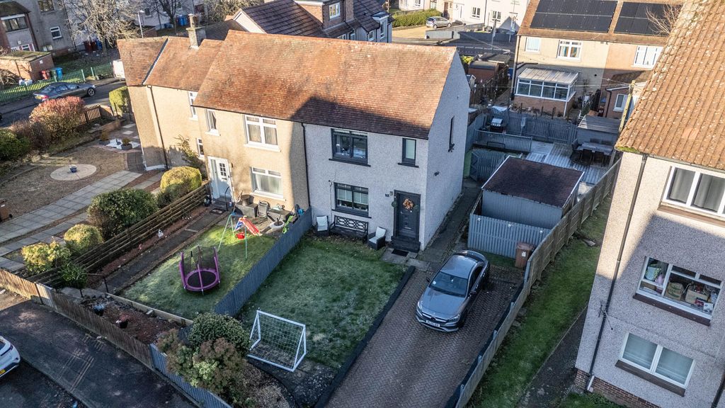 Property photo 2 of 22 Front (Exterior)