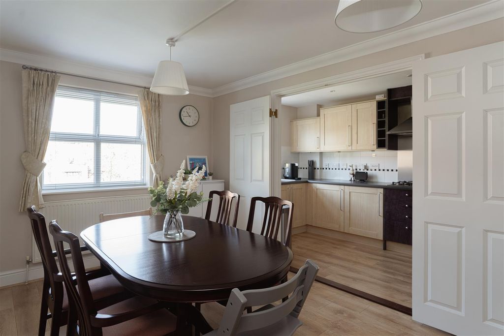 Property photo 3 of 17 6.Jpg