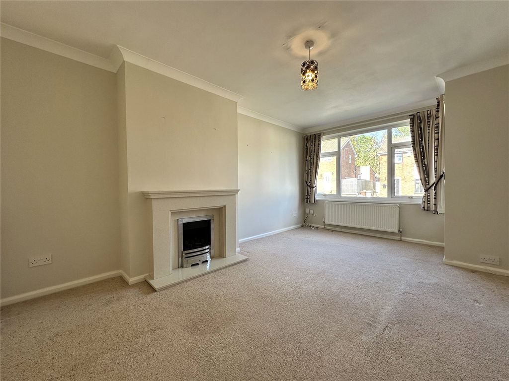 Property photo 2 of 15 Picture No. 05