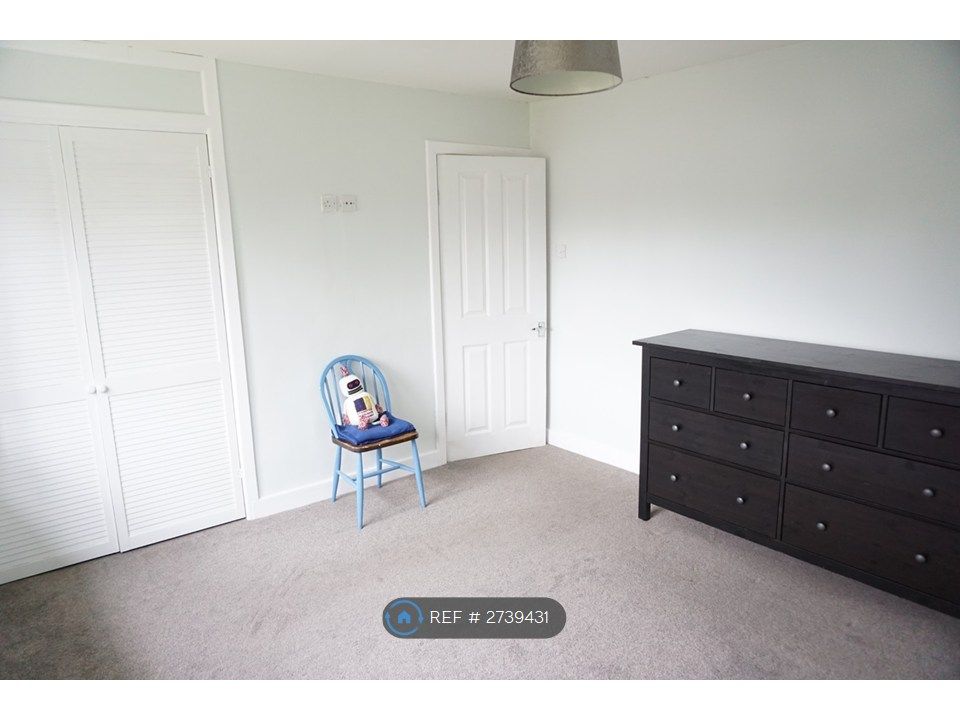 Property photo 3 of 13 Bedroom 1