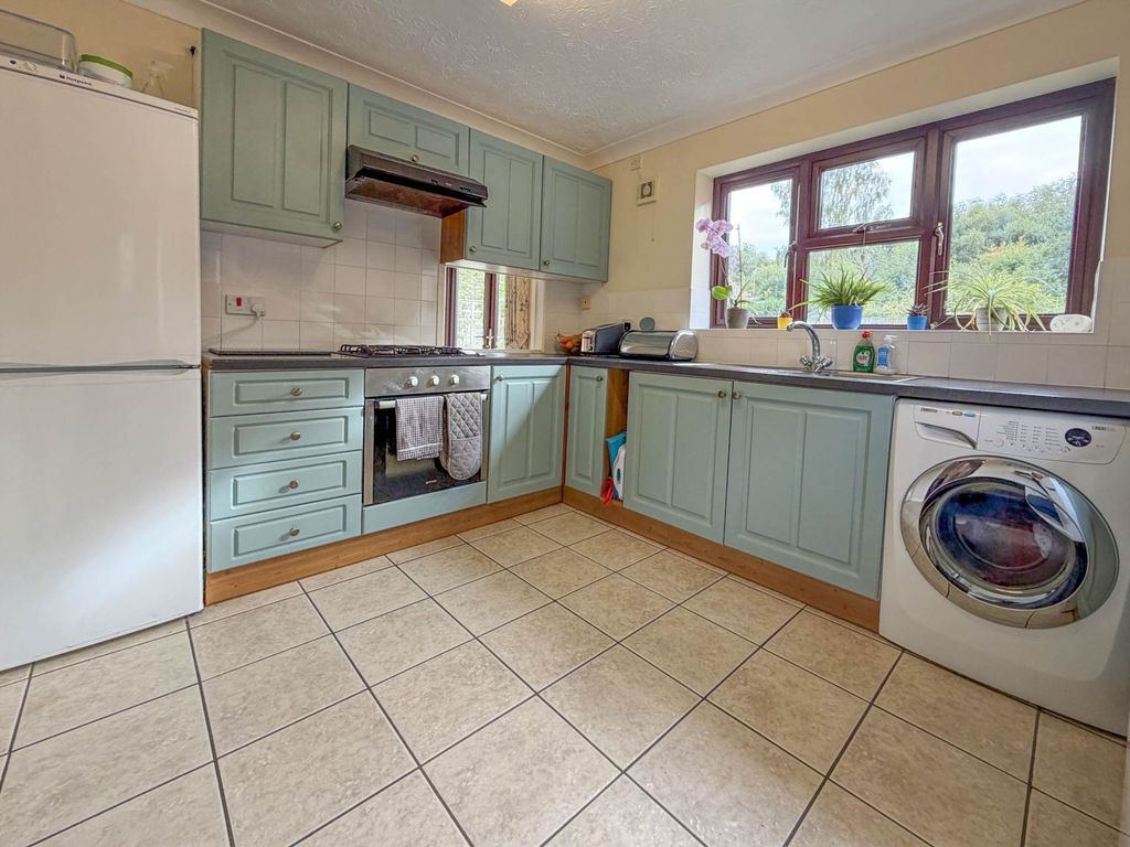 Property photo 3 of 16
