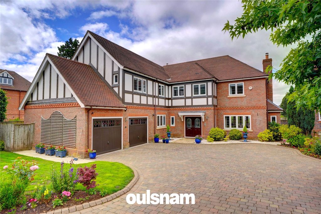 Property photo 1 of 55 Picture No. 12