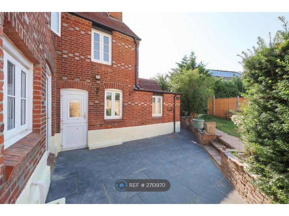 Property photo 3 of 23