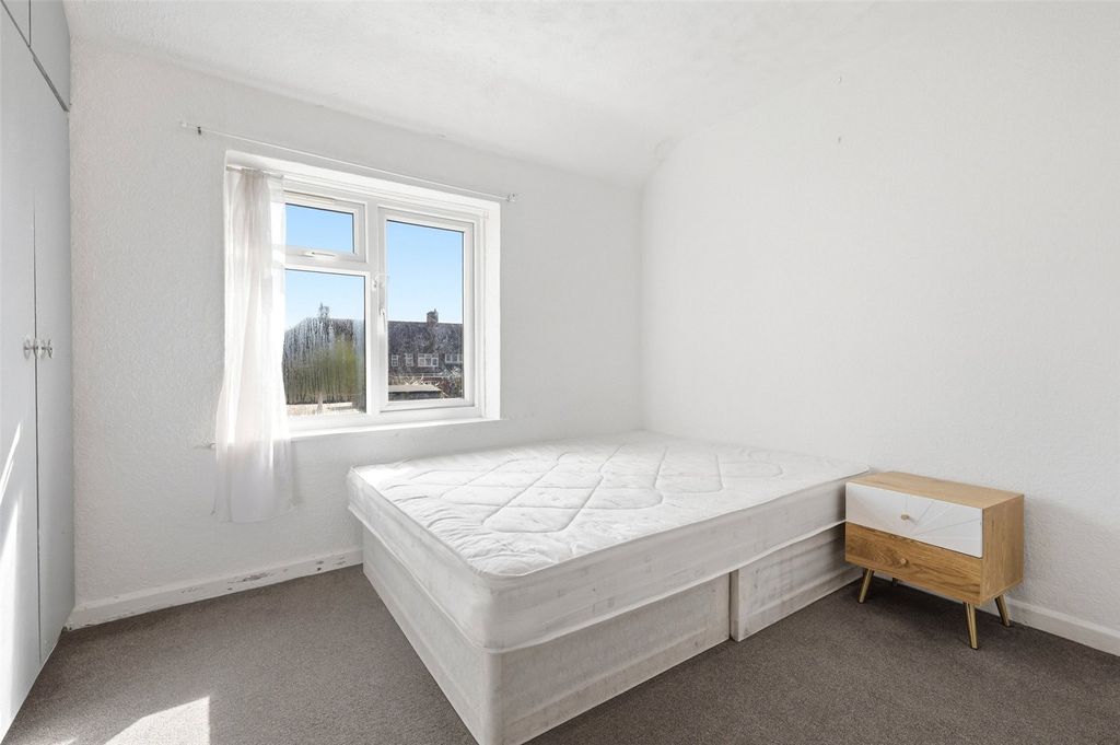 Additional image 21 of 2 bed detached house to rentJoan Road, Dagenham RM8