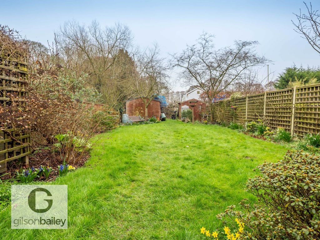 Property photo 3 of 27