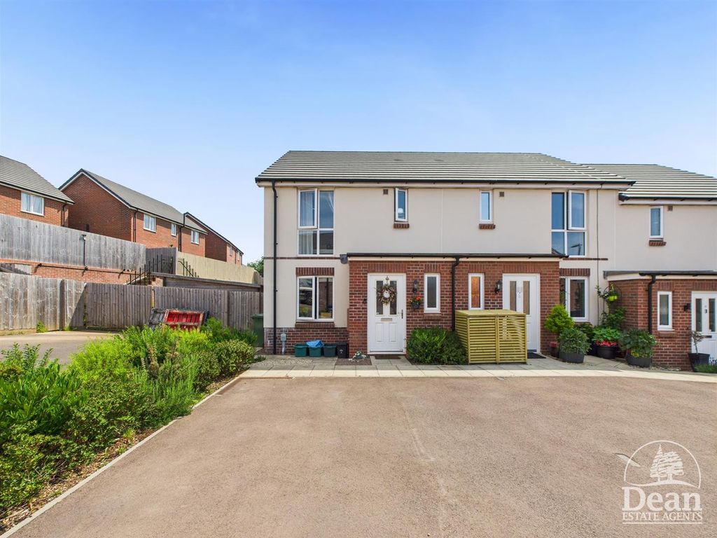 Property photo 1 of 15