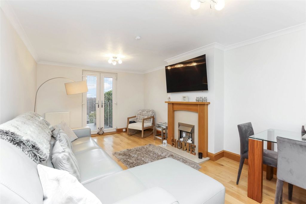 Property photo 2 of 15 Picture No. 03