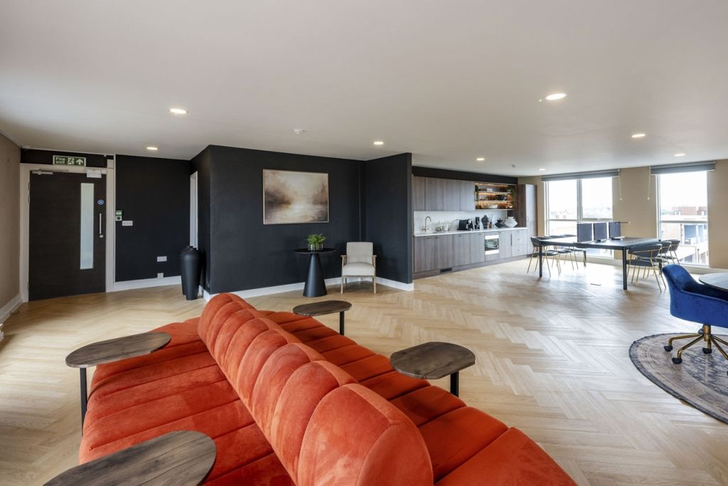 Property photo 2 of 8 Hfs_4351