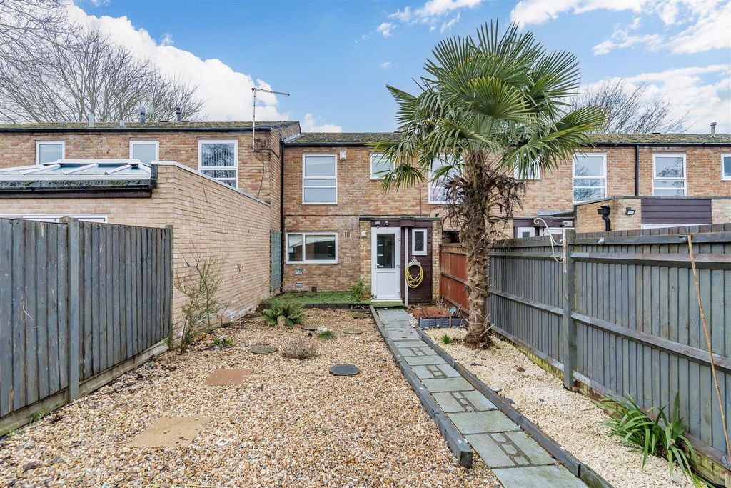 Property photo 1 of 18 72 Colt Stead-Hr19.Jpg