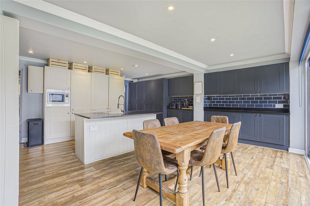 Property photo 3 of 18 Robinson Jackson