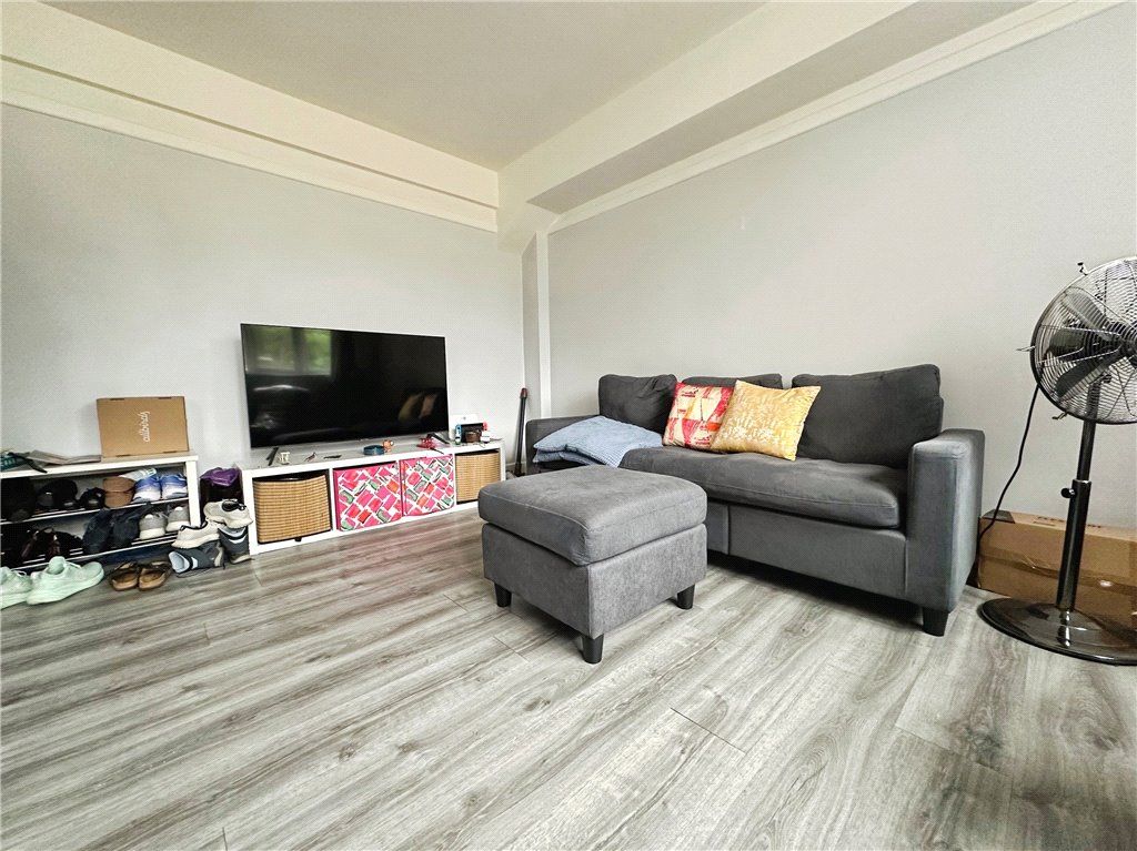 Property photo 2 of 7 Living Room