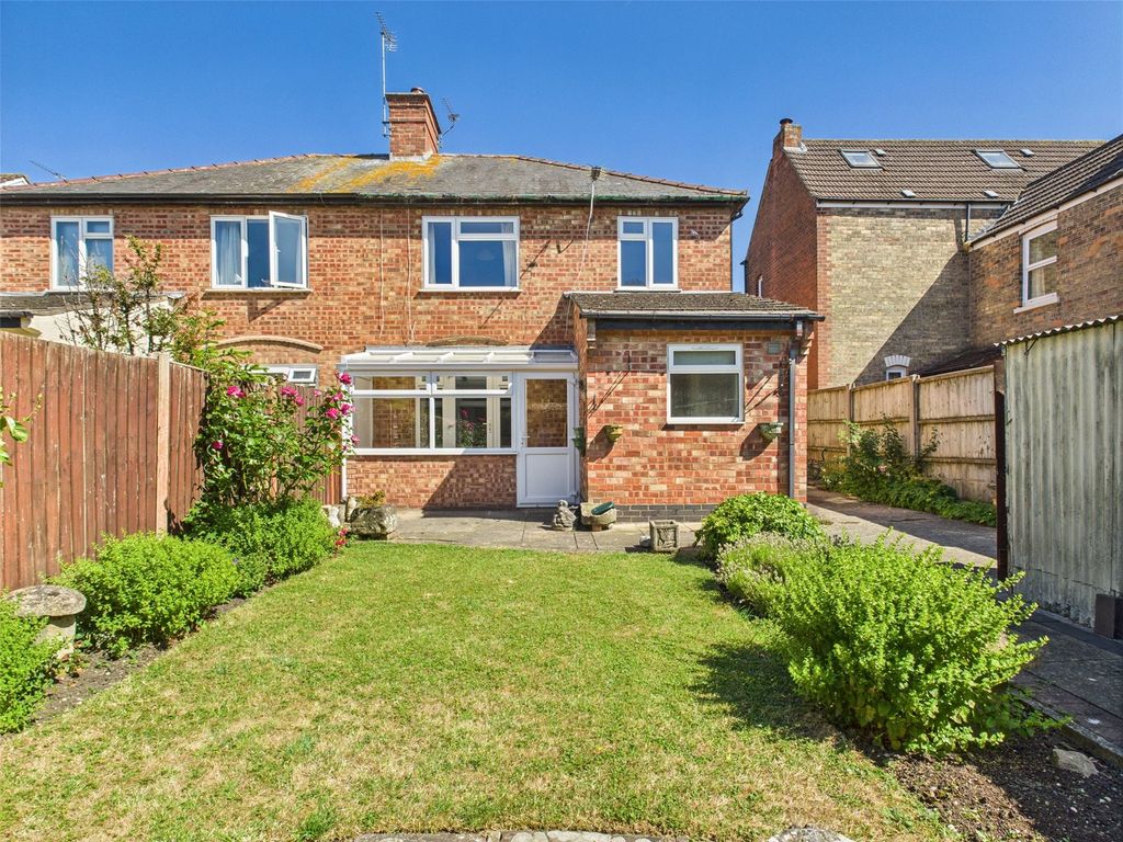 Property photo 2 of 17 Picture No. 13
