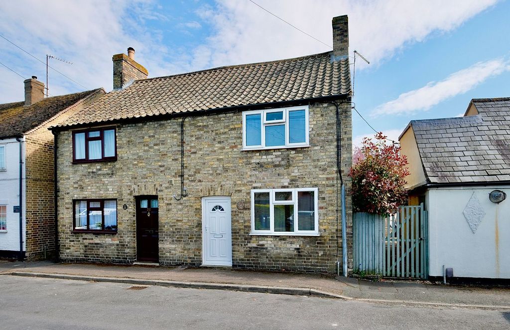 Property photo 1 of 12