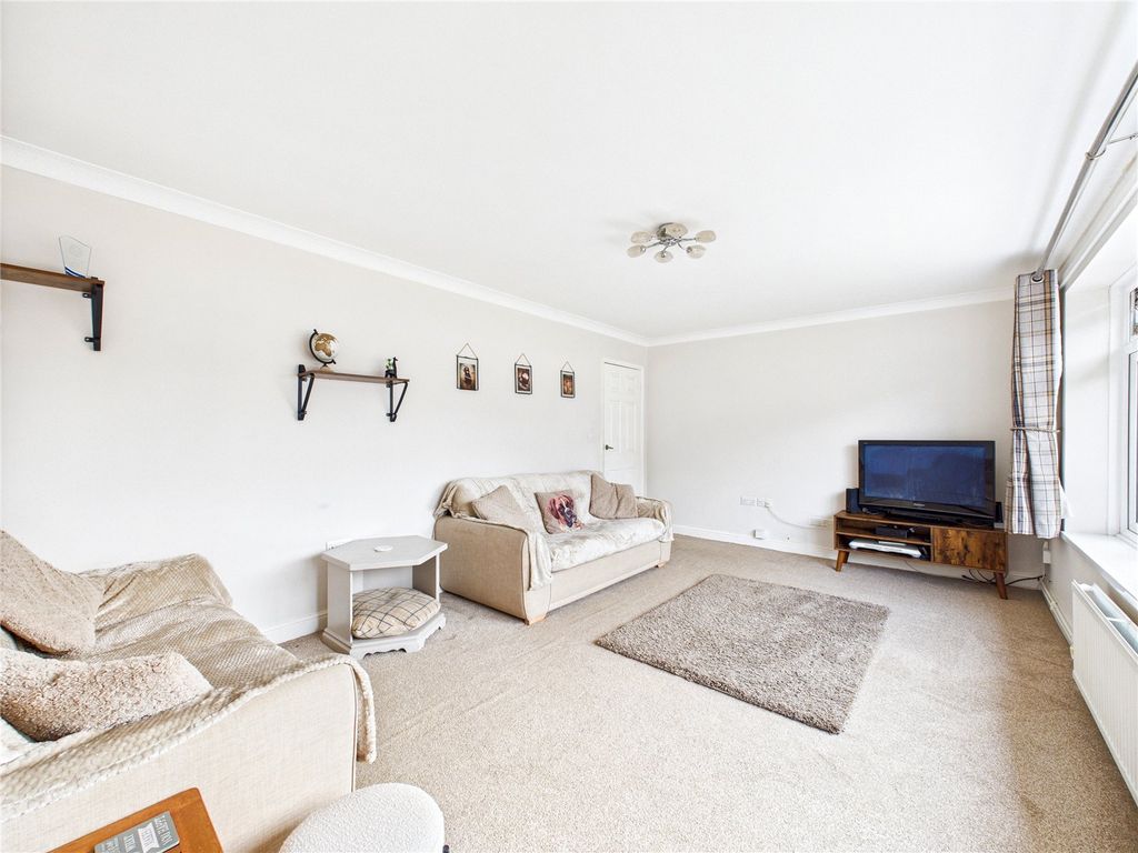 Property photo 2 of 17 2 - Picture No. 06