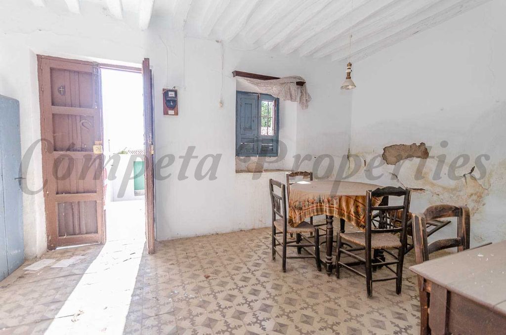 Property photo 3 of 10