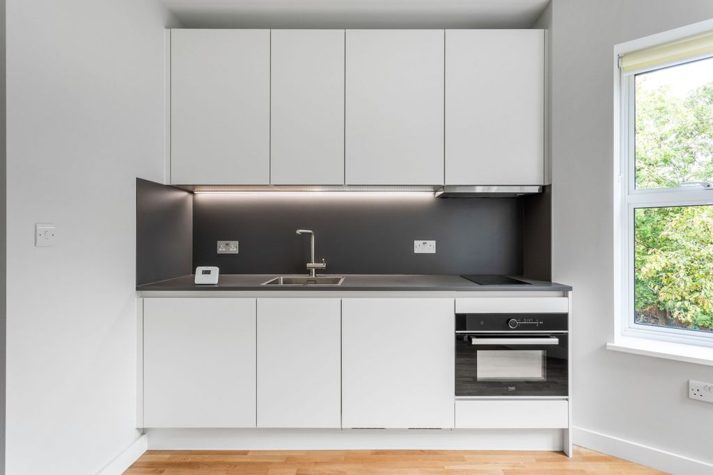 Property photo 3 of 10 Kitchen (Example)