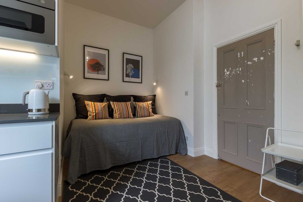 Property photo 2 of 2