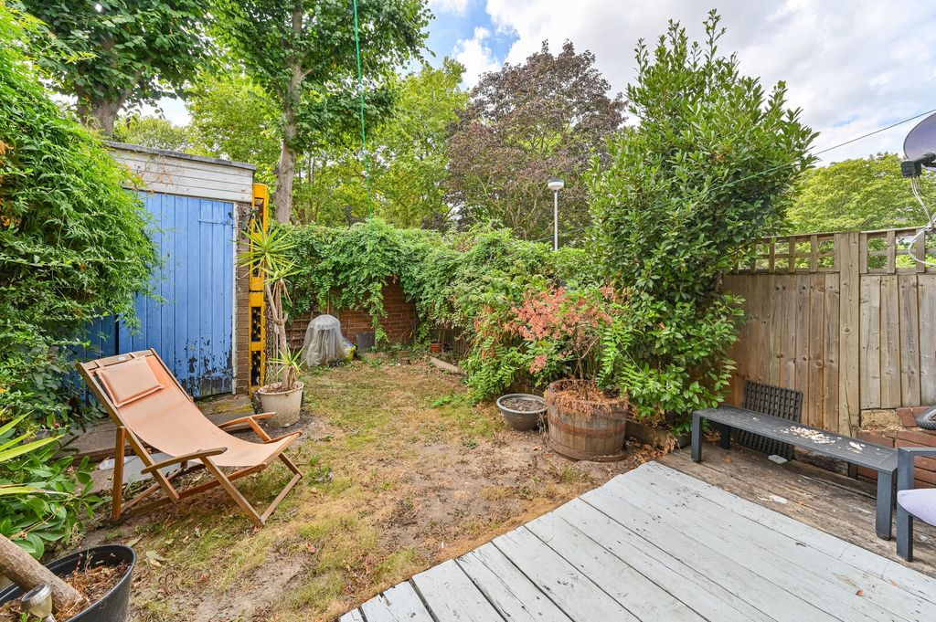 Property photo 3 of 19
