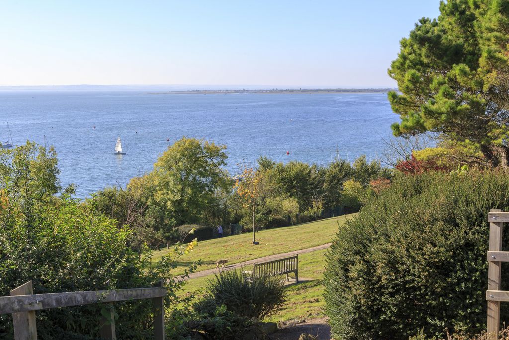 Additional image 14 of 2 bed flat to rentThe Grand Apartments SS9