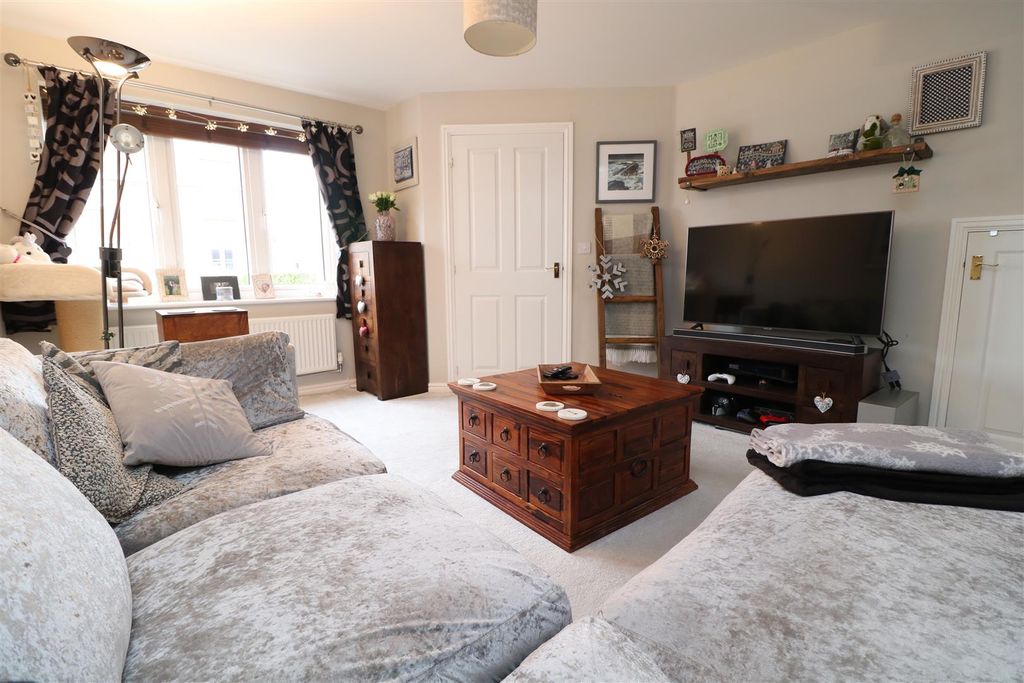 Property photo 2 of 17 Img_8255.Jpg