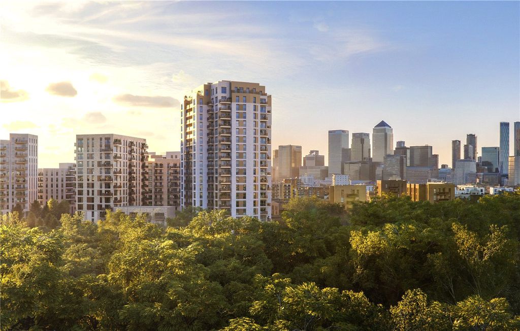 Property photo 1 of 12 Bow Green