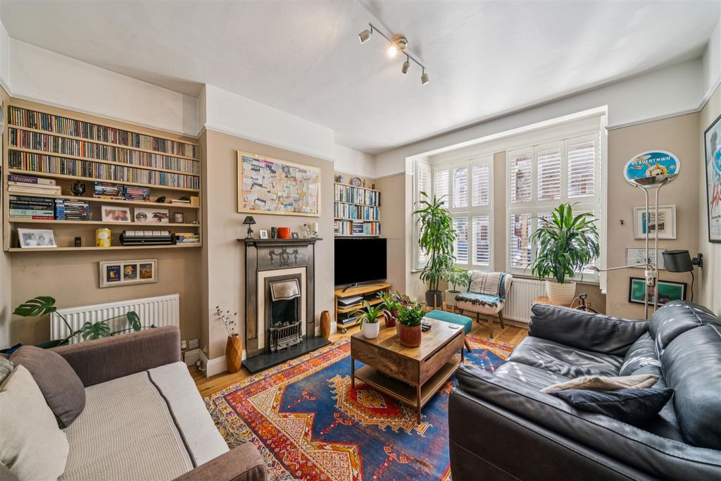 Property photo 2 of 14 Blandford Road, W4 - For Sale