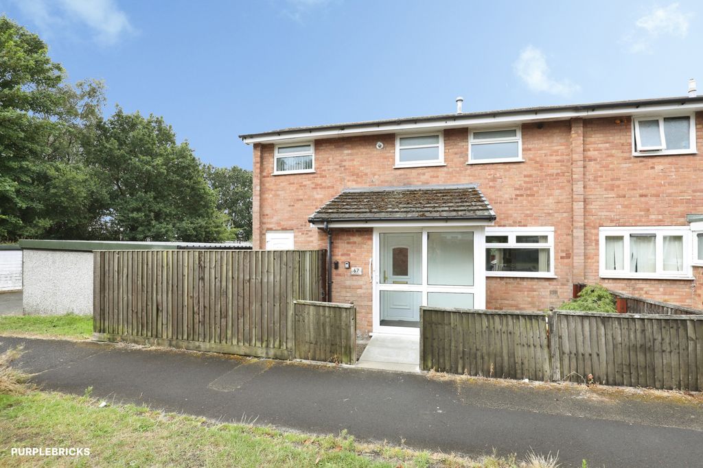 Property photo 2 of 24