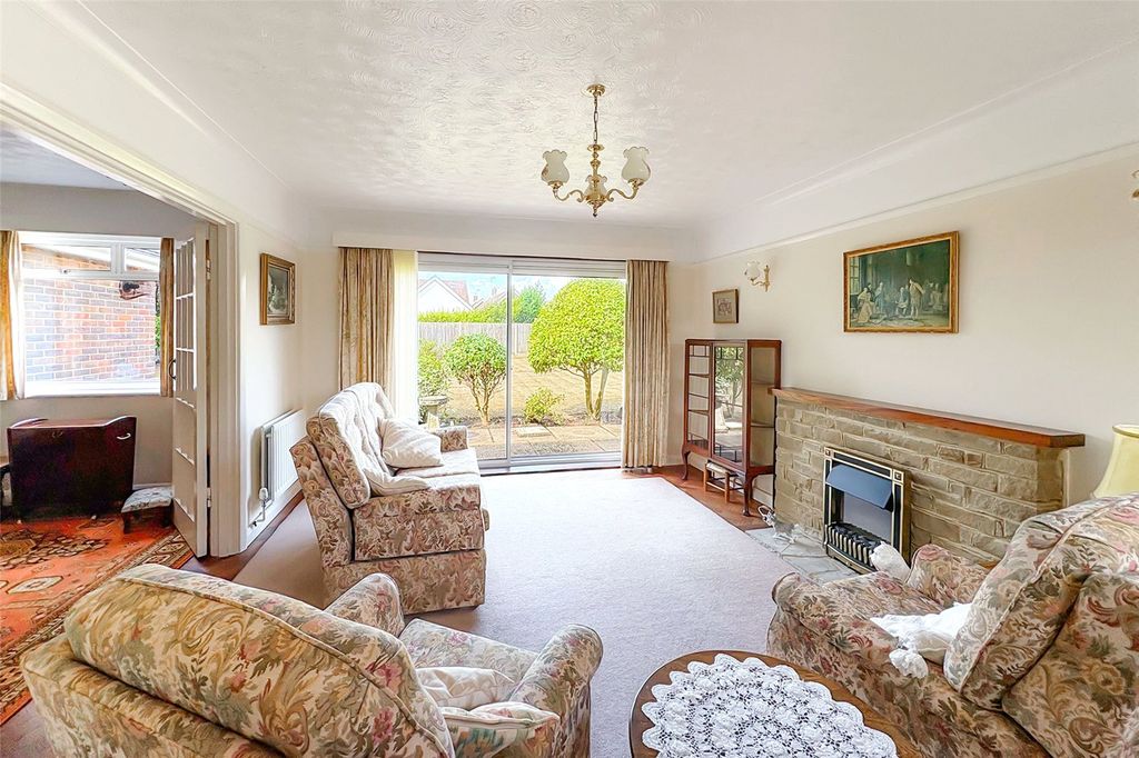 Property photo 3 of 16 Picture No. 23